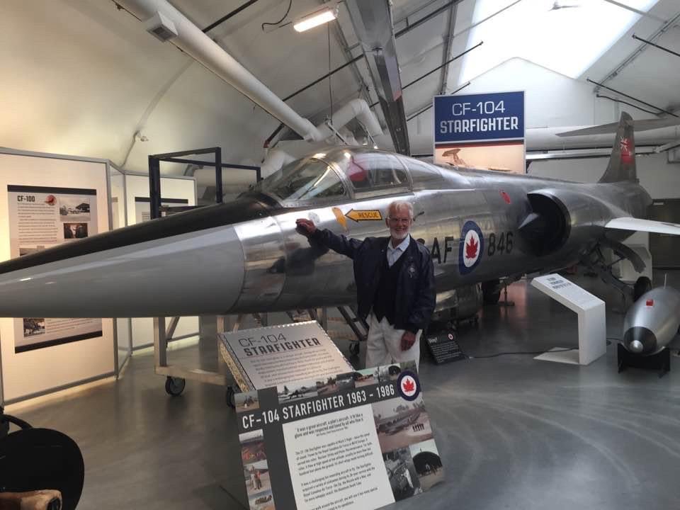 Flight Lt Van Vliet